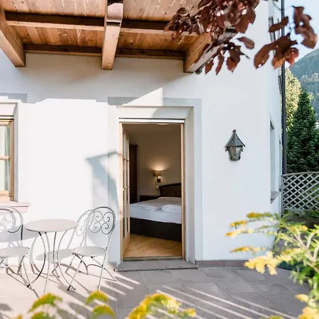 Residence Castel Ortisei Esterno foto